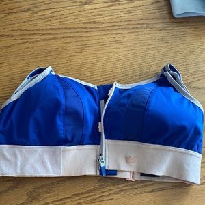 Shift Sports Bra